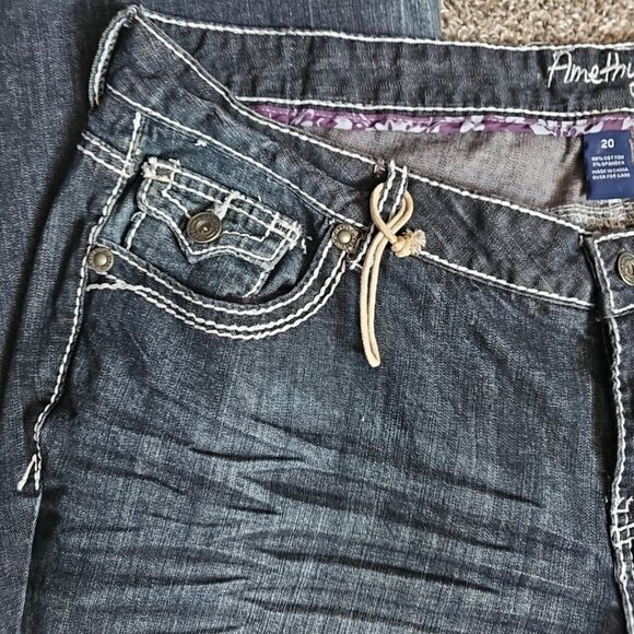 Amethyst Jeans Womens Size 20 Darkwash Flare Bottom Denim w. Buttons - Picture 6 of 8